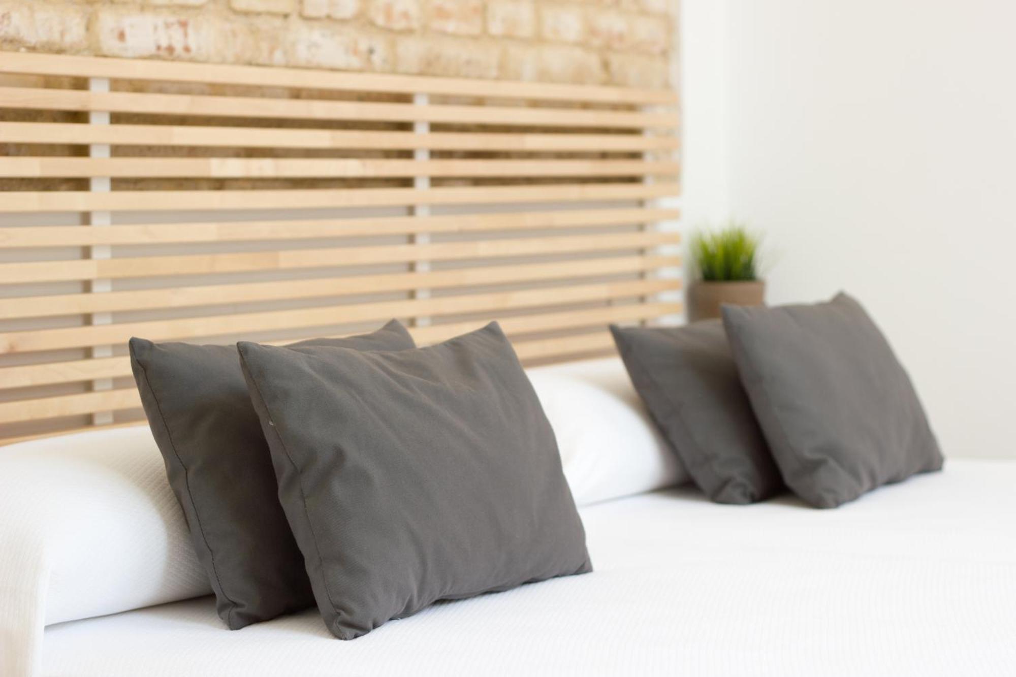 Life Apartments Alberto Lista เซบีญา ภายนอก รูปภาพ