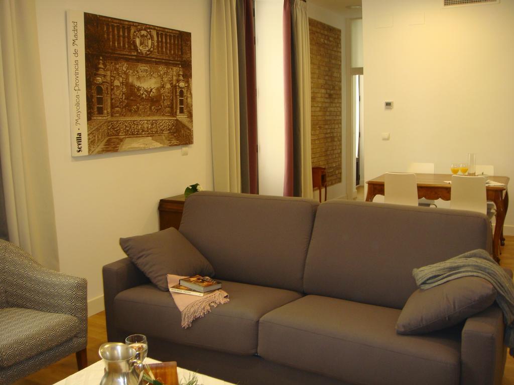 Life Apartments Alberto Lista เซบีญา ภายนอก รูปภาพ