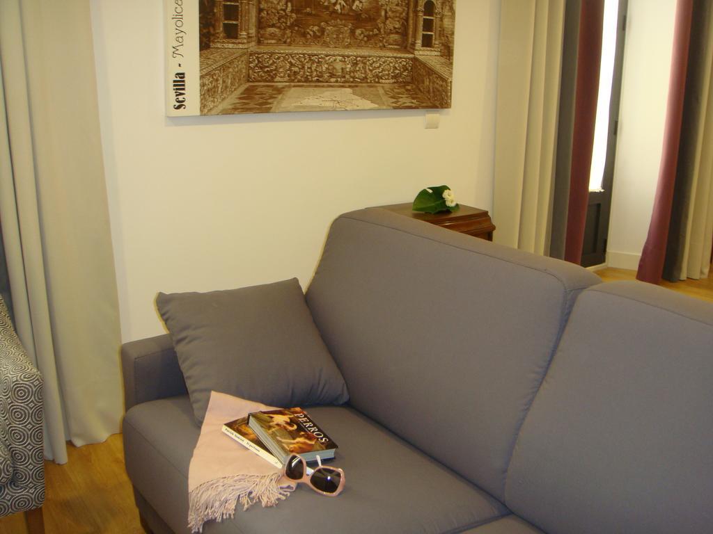 Life Apartments Alberto Lista เซบีญา ภายนอก รูปภาพ