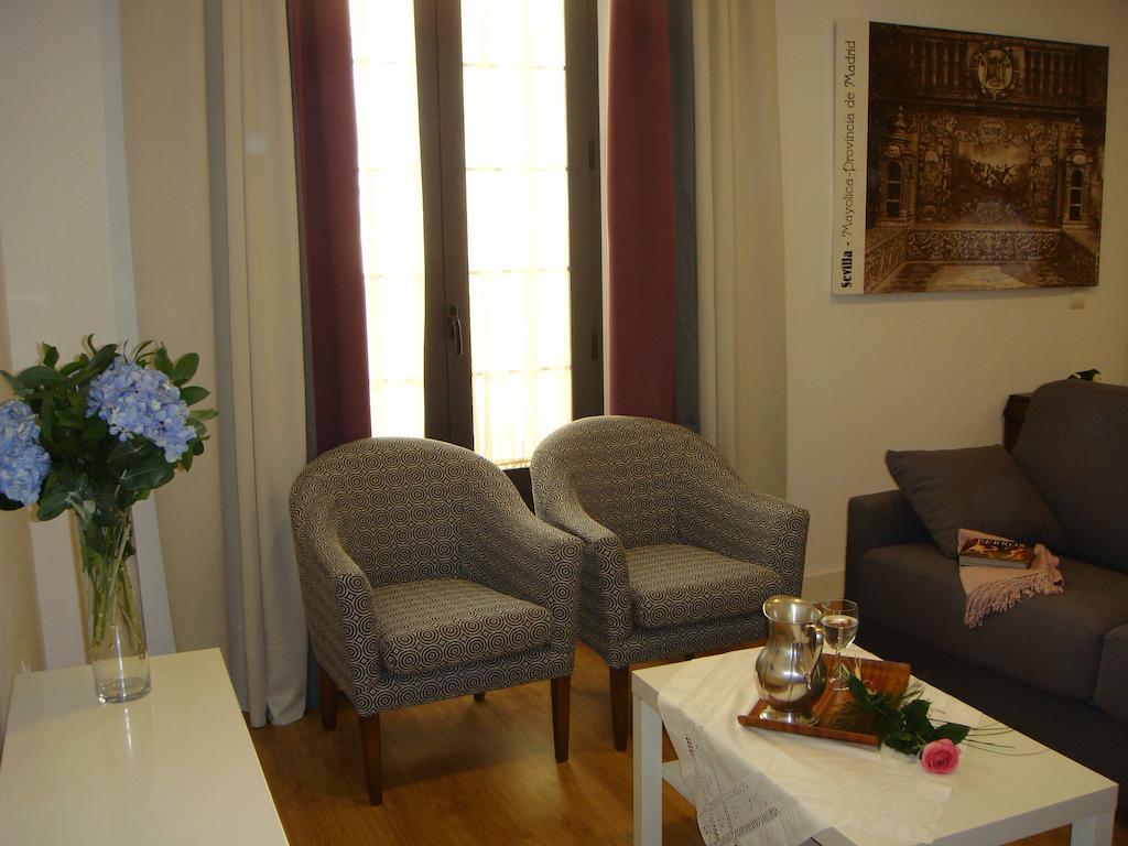 Life Apartments Alberto Lista เซบีญา ภายนอก รูปภาพ