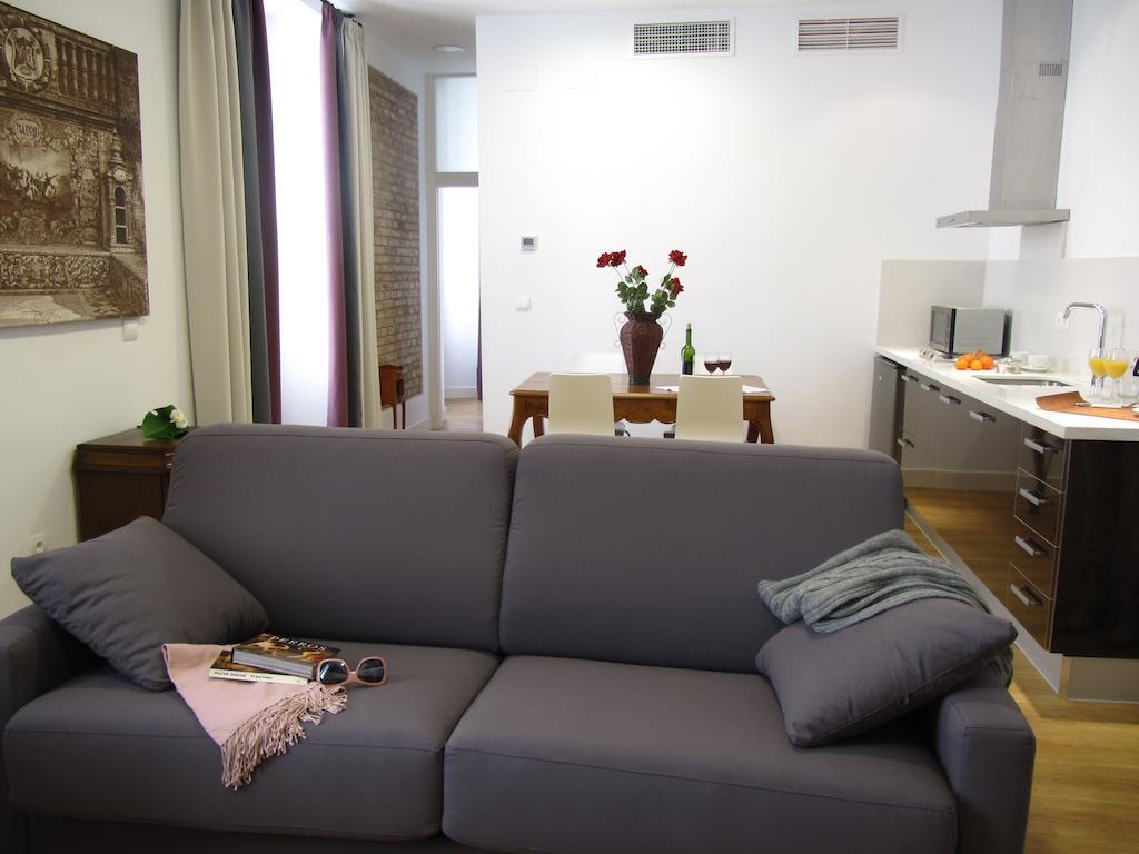 Life Apartments Alberto Lista เซบีญา ภายนอก รูปภาพ